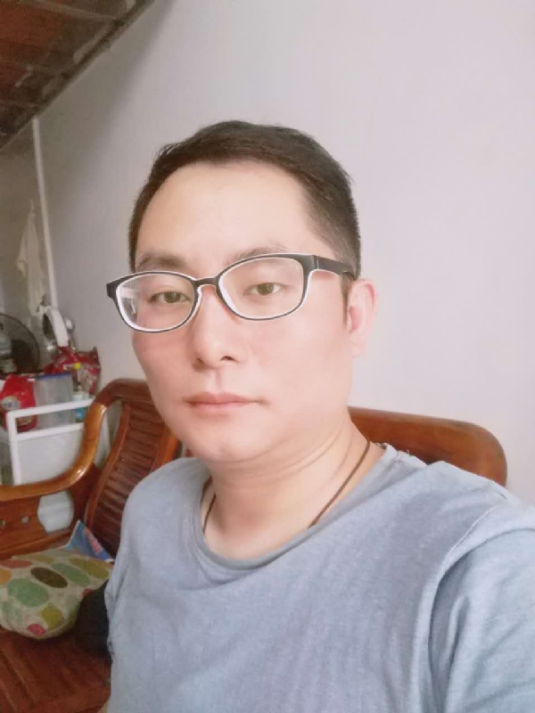 流星的尾巴的第一张照片--宁化征婚网