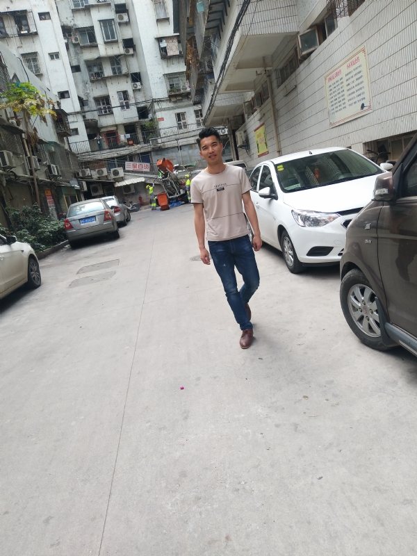 突然的自我的第三张照片--宁化征婚网