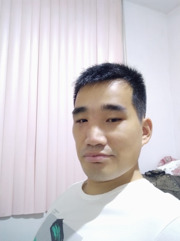 大男孩的第一张照片--宁化征婚网