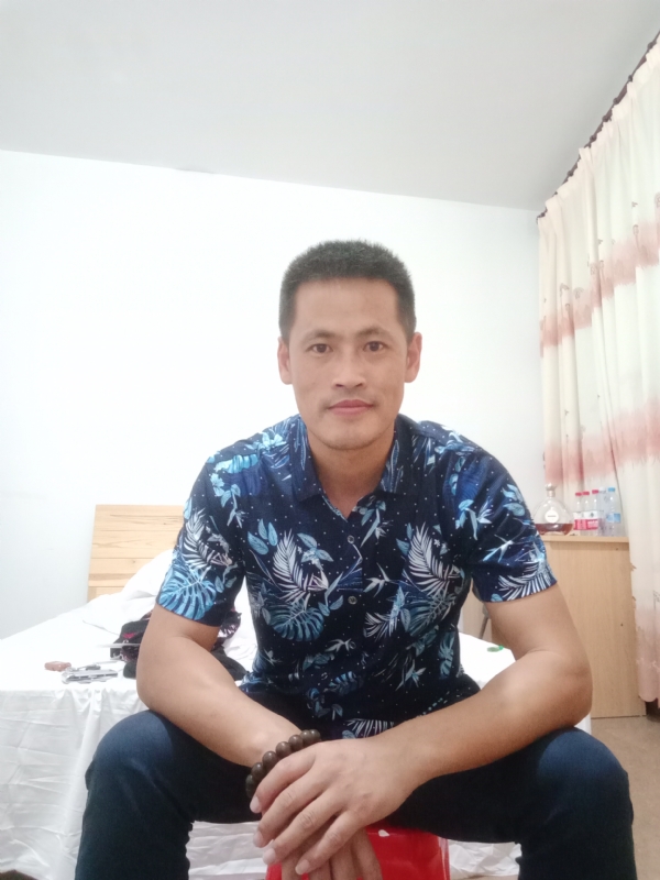 风雨夜归人的第二张照片--宁化征婚网