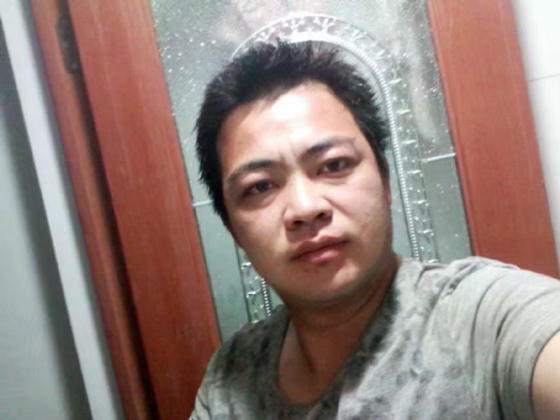 往事随风的第一张照片--宁化征婚网