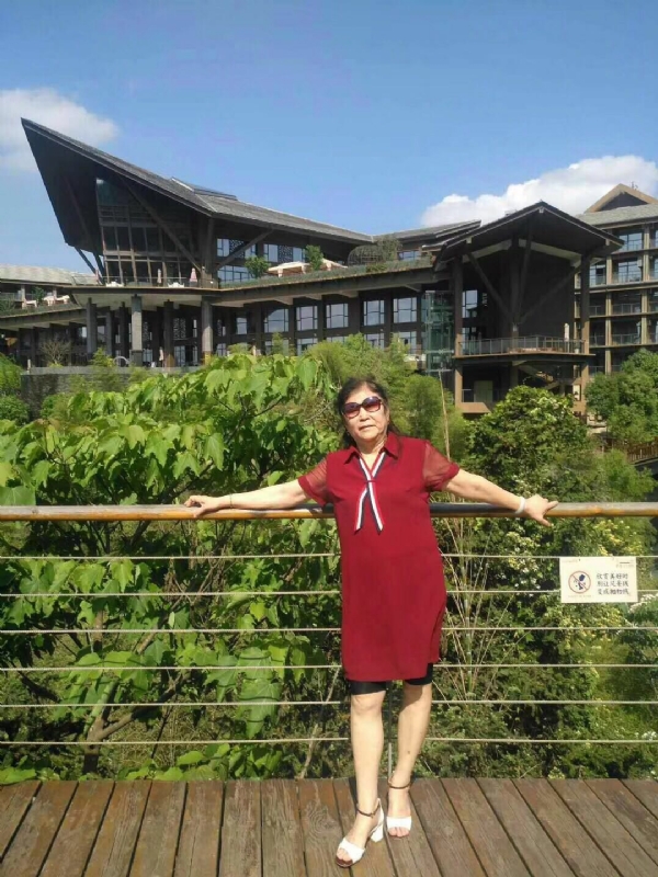 黄姐的第一张照片--宁化征婚网