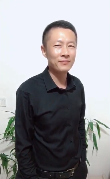 地huhi的第一张照片--宁化征婚网