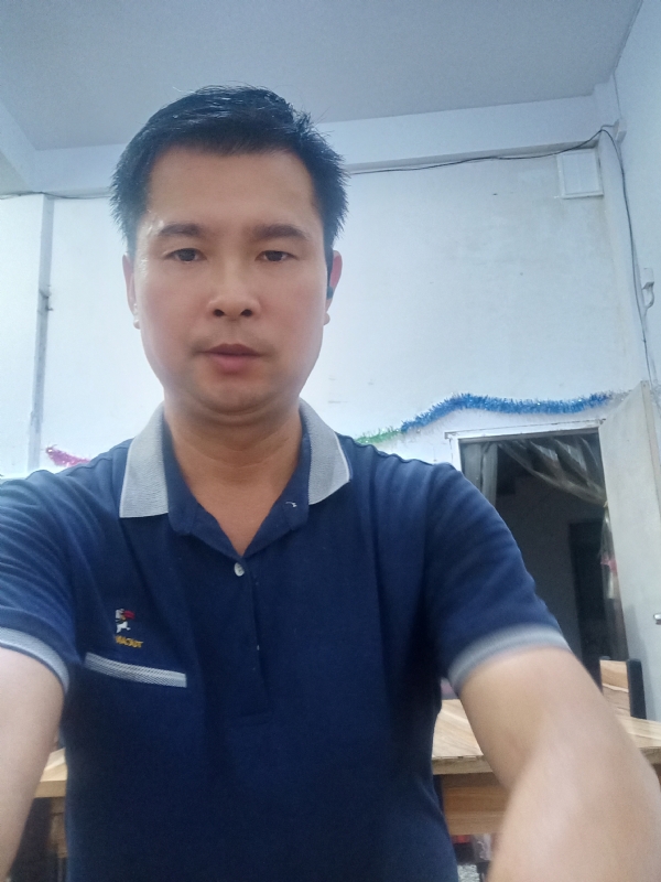 我是自强不息的第一张照片--宁化征婚网