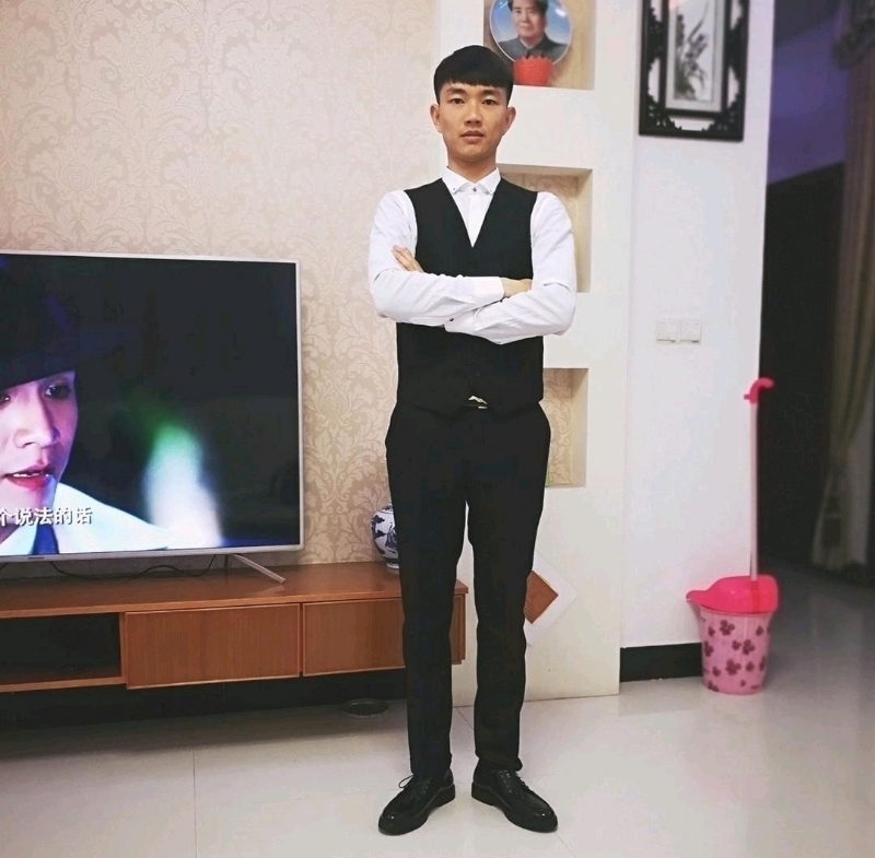 龙飞的第一张照片--宁化征婚网