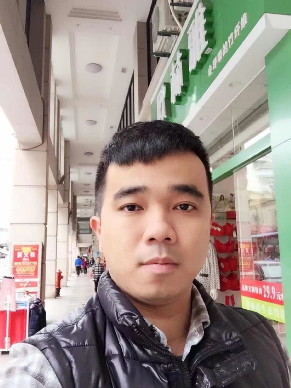 小小怪兽的第一张照片--宁化征婚网