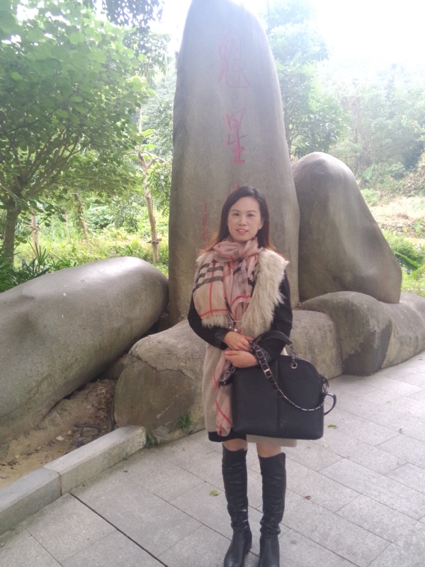 E欣的第一张照片--宁化征婚网