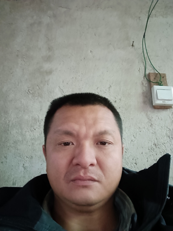 兰成龙的第三张照片--宁化征婚网