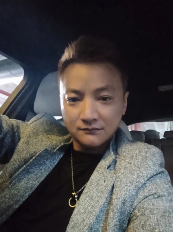 夜、有雨敲窗的第三张照片--宁化征婚网