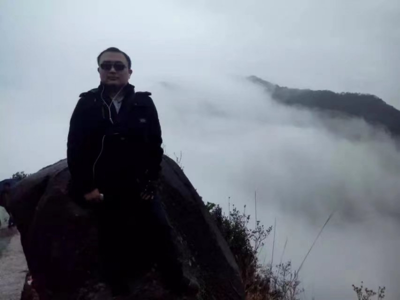 如影随形的第三张照片--宁化征婚网