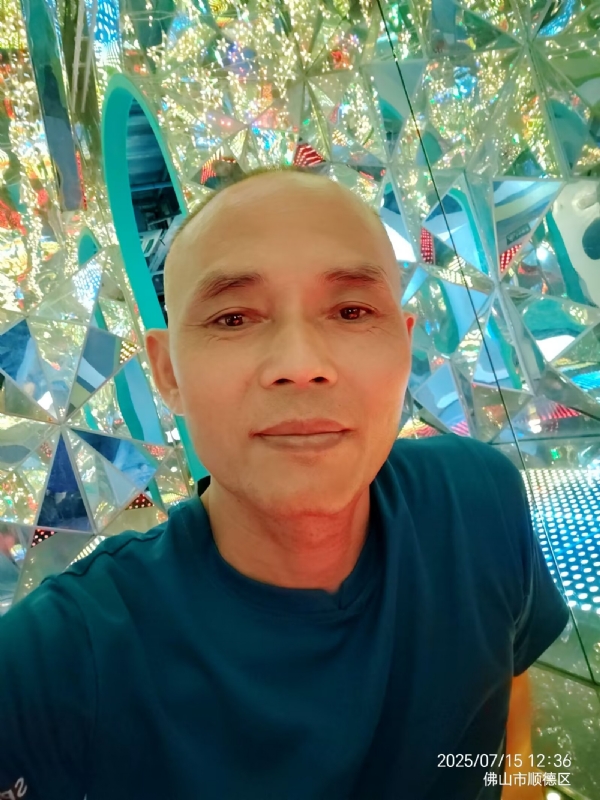 阿里睡不着的第二张照片--宁化征婚网